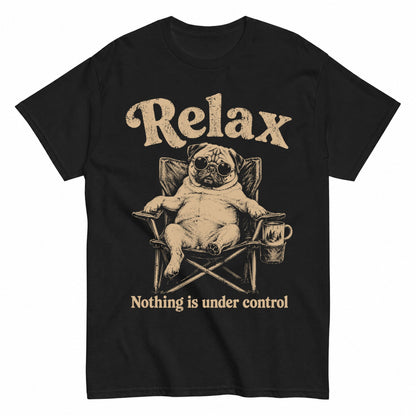 KAVENRO Relax Pug graphic T-shirt with funny lounging dog design